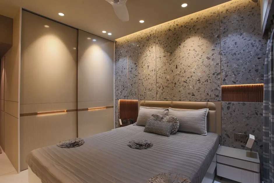 Giường ngủ bọc da cao cấp là trung tâm của phòng ngủ thiết kế nội thất sang trọng Giường ngủ bọc da cao cấp là trung tâm của phòng ngủ thiết kế nội thất sang trọng
