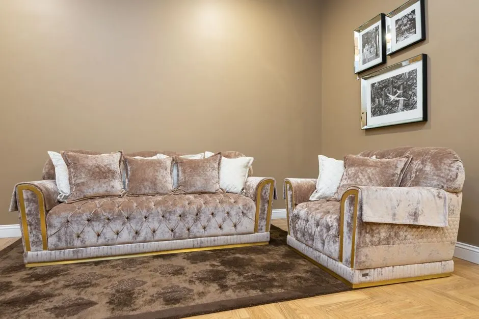 Sofa kiểu Scandinavian chân gỗ tự nhiên tạo ấm cúng cho nhà ở Sofa kiểu Scandinavian chân gỗ tự nhiên tạo ấm cúng cho nhà ở