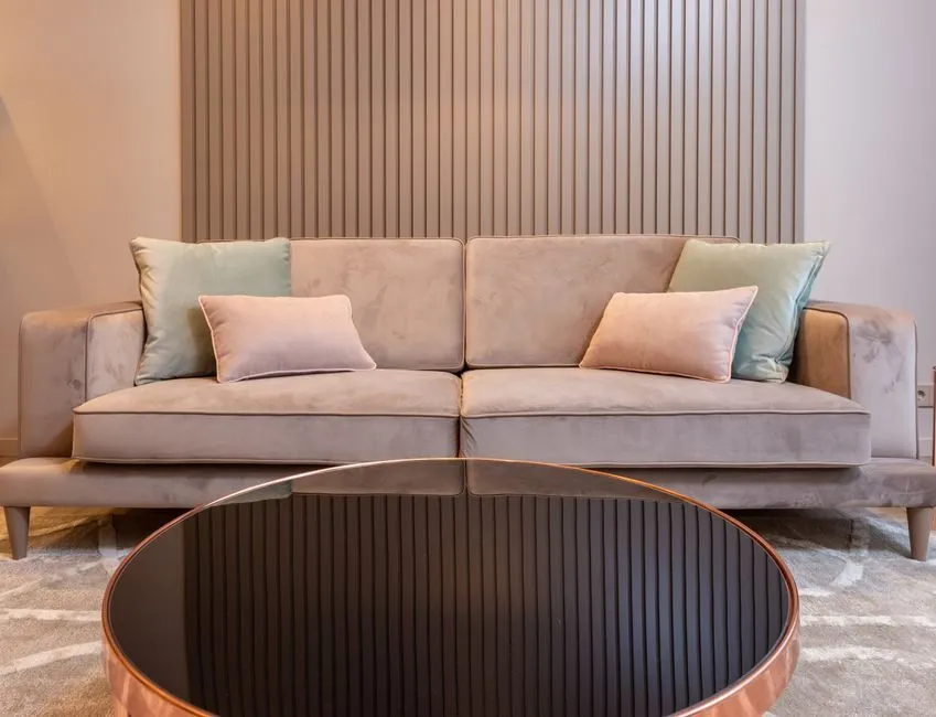 Thiết kế sofa văng dài với khung gỗ sồi, bọc vải linen trắng kem lịch lãm Thiết kế sofa văng dài với khung gỗ sồi, bọc vải linen trắng kem lịch lãm