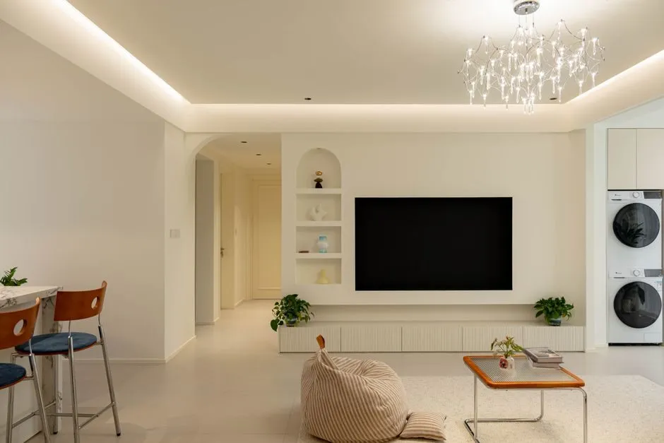 Kệ tivi treo tường kết hợp kệ âm tường trang trí